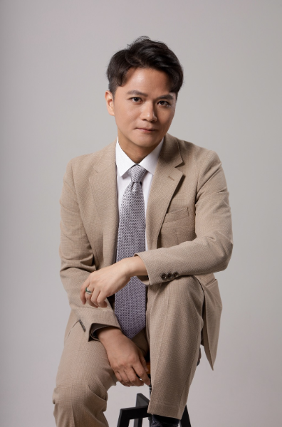 劉冠廷